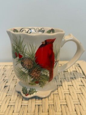 VTG Cracker Barrel Red Cardinal Season of Peace Holiday Pedestal Mug